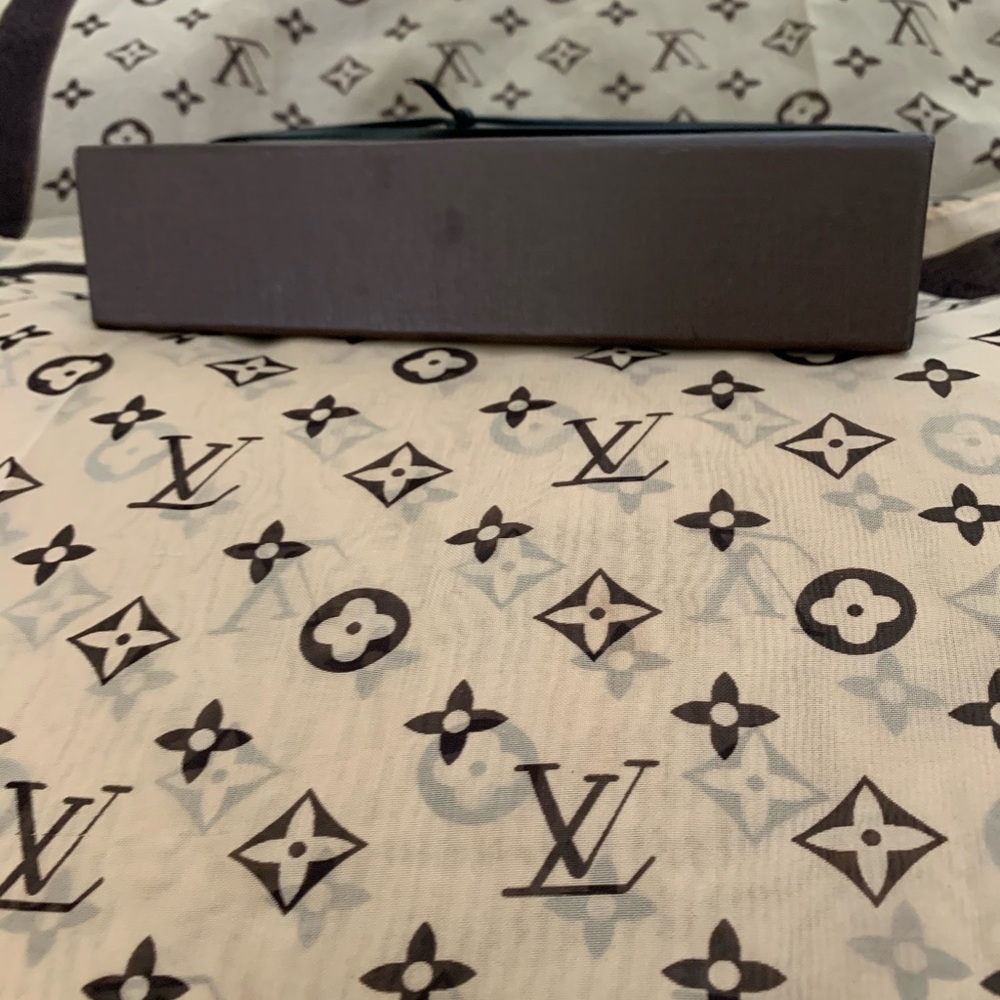 Louis Vuitton Empty Box - Picture 5 of 5
